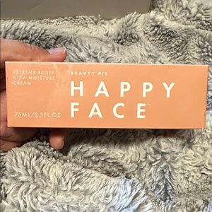 Beauty Pie Happy Face Cica Moisture Cream